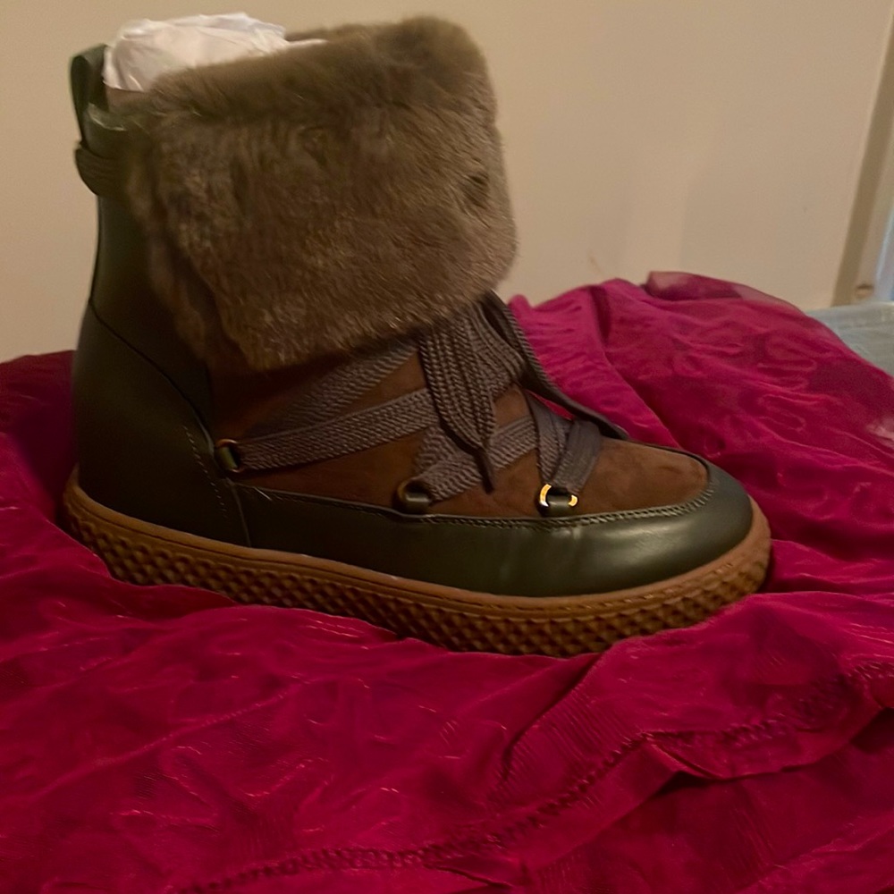 Brand New size 9